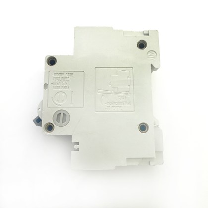 Merlin Gerin NC100H 27254 C100A C100 100A 100 Amp MCB Circuit Breaker Type C